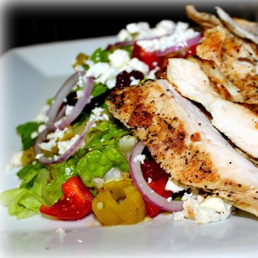 AMERICAN RESTAURANT WITH GREAT SALADS