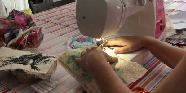 Free machine embroidery