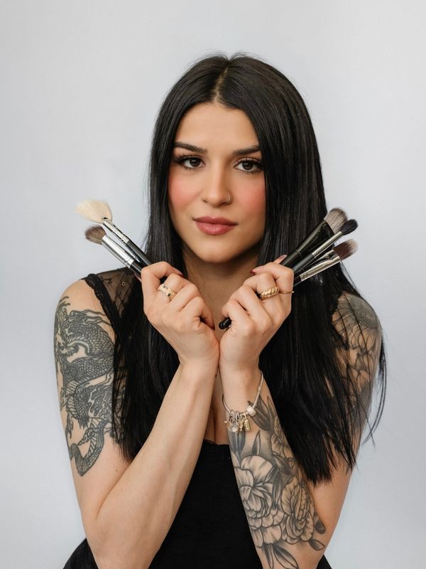 Jess Fala Glam by Jess. Makeup artist. bridal makeup artist. soft glam makeup artist. natural makeup