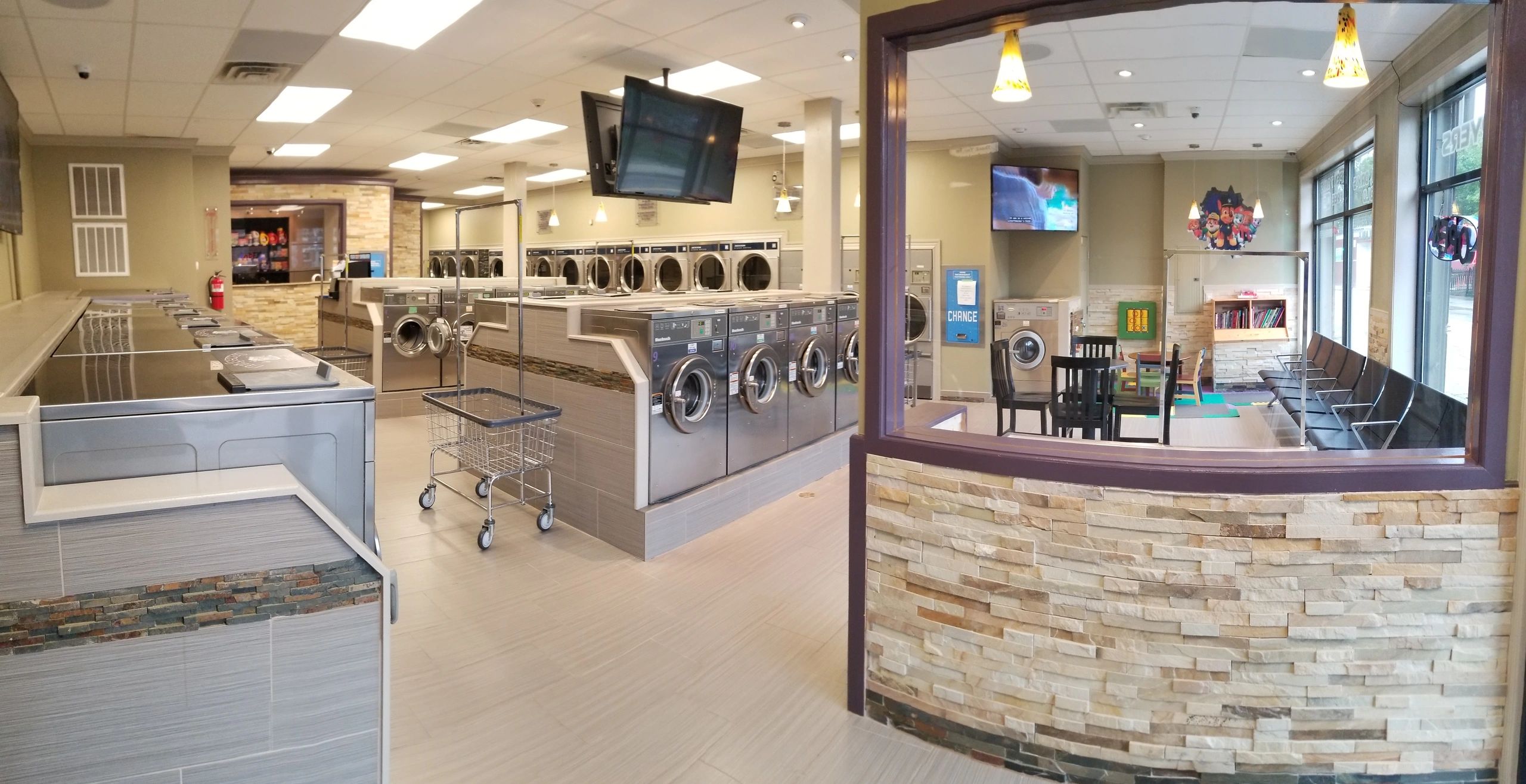 Bridgeway Laundry Laundromat, Wash Dry Fold