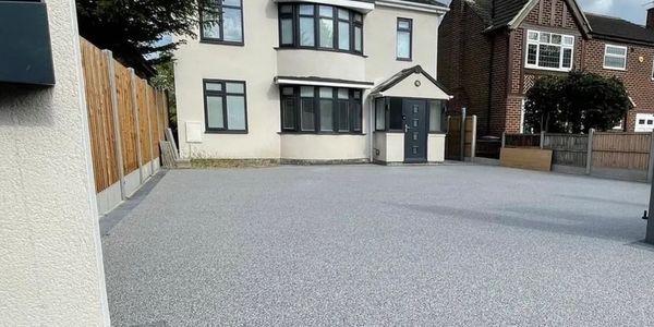 Resin Bound driveway with block paving border