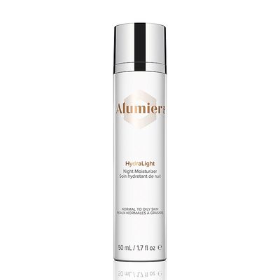AlumierMD HydraLight Moisturizer is a light hydrating lotion loaded with powerful peptides, antioxidants and soothing ingredients. Ideal for normal to oily skin.