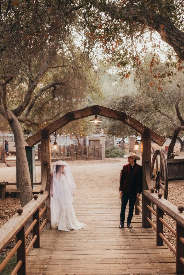 Couple love our vintage ranch.