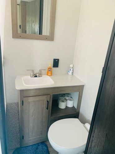 2021 Hideout bathroom