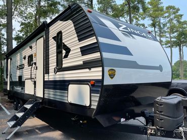 2021 Zinger 32' Parked