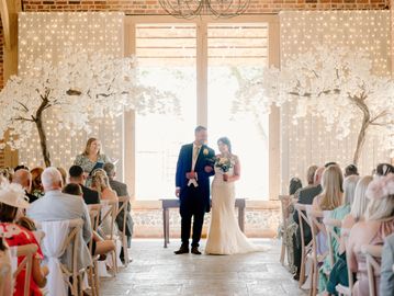 Blossom tree hire - Bracknell Berkshire Hampshire Surrey Buckinghamshire.