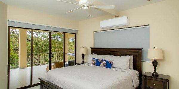 Accommodation for luxury 200 hour yoga teacher training retreat in Manuel Antonio Quepos Costa Rica