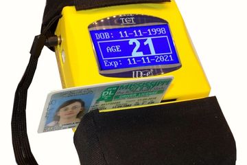 Portable ID-e3000-P scanner.