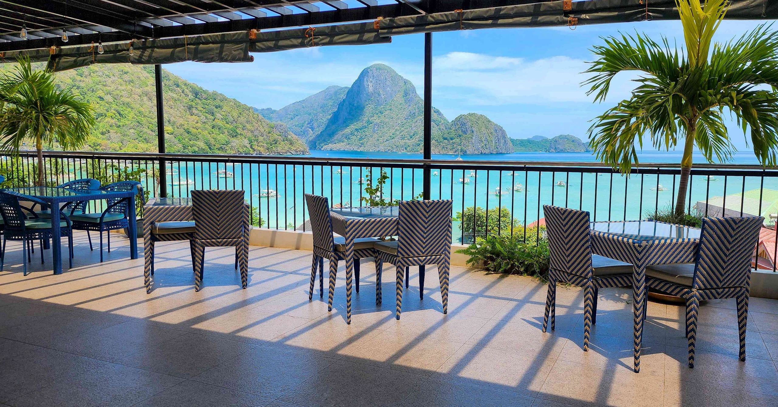View of Bacuit Bay and Cadlao Island from the cafe.