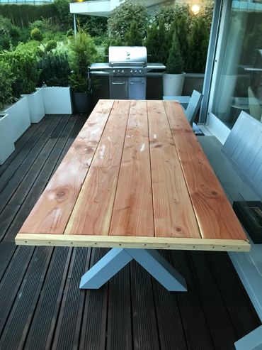 Construction of outdoor table