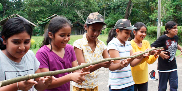 Learn team building games with Urban Mowgli