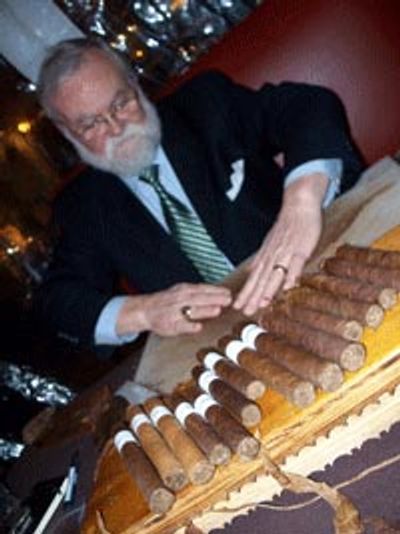 Live cigar rolling events