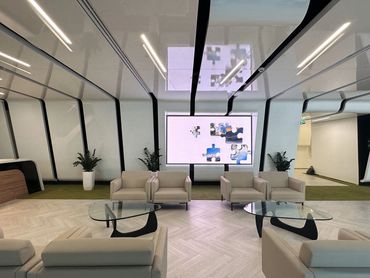 Corporate office interior design in Dubai with modern ceiling design and modern office