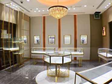 Retail jewellery store interior in Dubai with bespoke displays and luxury-inspired design elements.