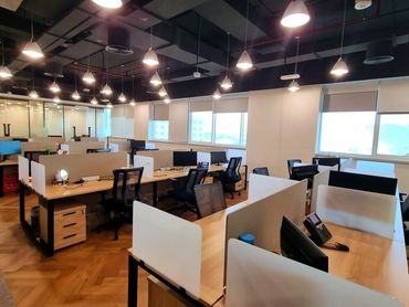 Office interior in Dubai – modern design and functional workspace layout.