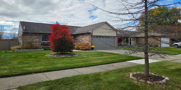 Lawn maintenance services in Canton, MI. Lawn mowing service. Lawn care services in Canton, MI.