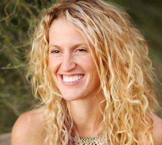 Tara Fischer, Therapist