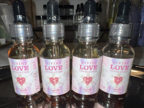 Divine Love Invocation Ritual Oil 1 Oz. created by Durga Diana