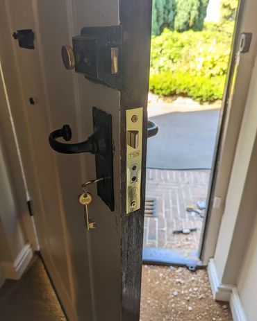 5 lever Mortice with Victorian style handles
