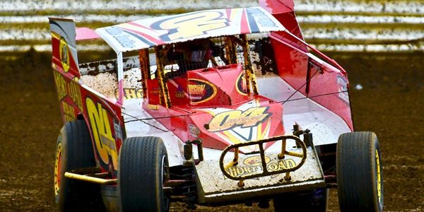 Dirt modified racing with Extreme Mufflers