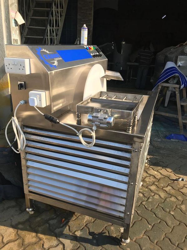 Chocolate Wheel Melting Machine Manufacturer in UAE
Chocolate Melting Tank in UAE