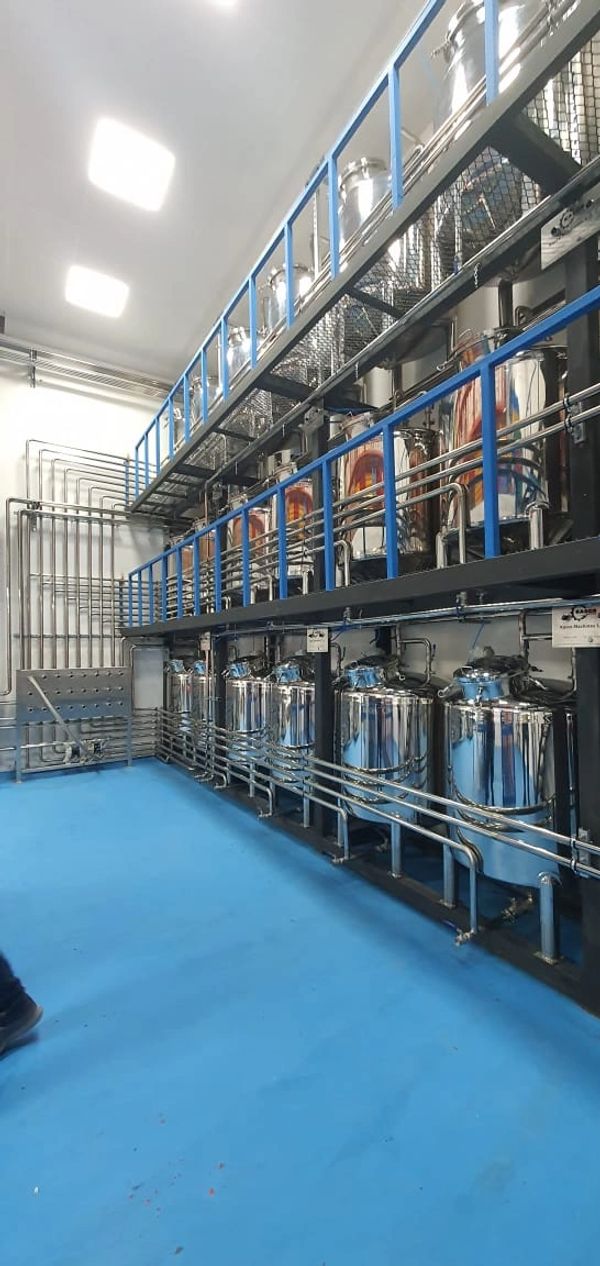 خزان تخزين الفولاذ المقاوم للصدأ في الإمارات العربية المتحدة
SS Storage Tank Manufacturer In UAE