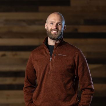 Linden is an Air Force Veteran and has a background in counciling as well as construction. Linden is