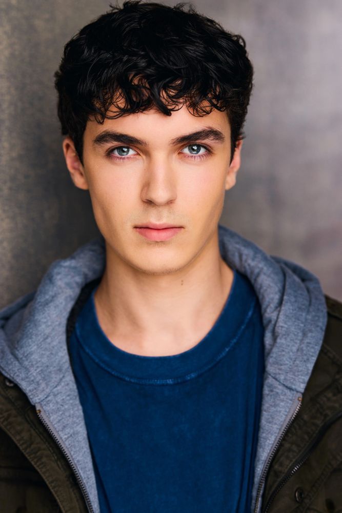 Braxton Alexander
actor