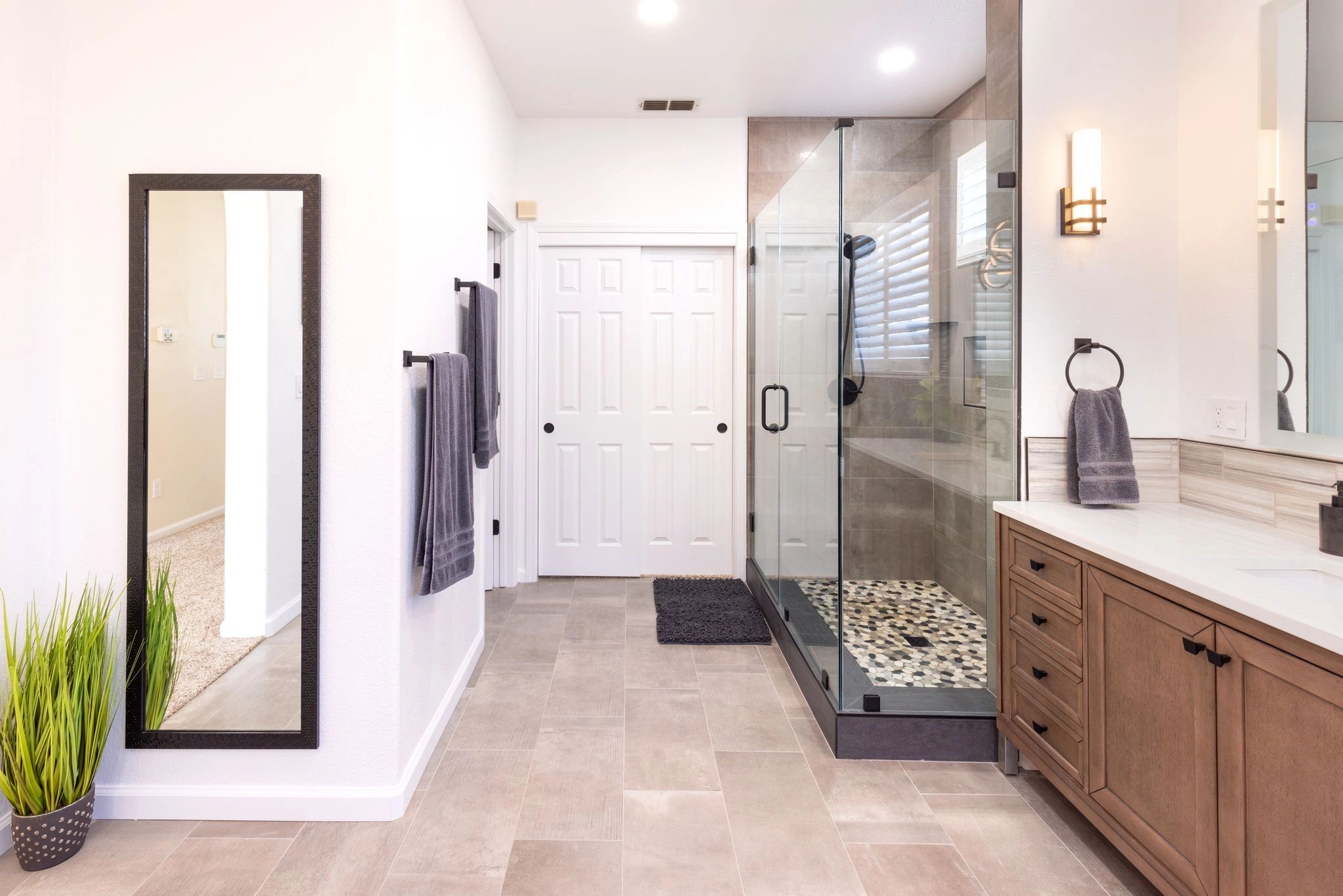 Modern Shower with glass shower door
