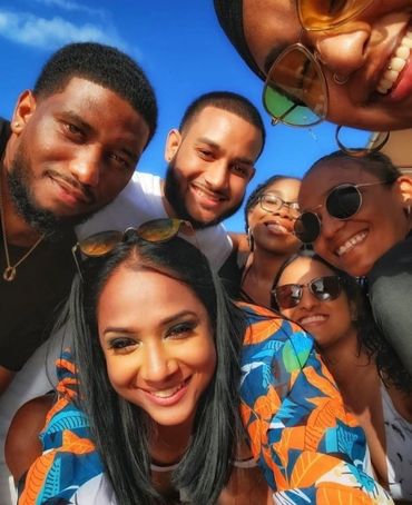 Family and friends enjoy a day cruise