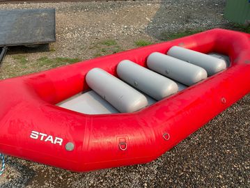 16 standard raft for rent