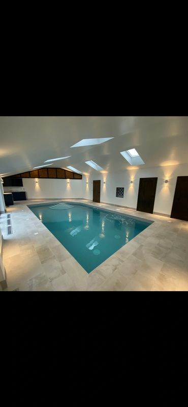 Swimming pool, Plastering Milton Keynes job