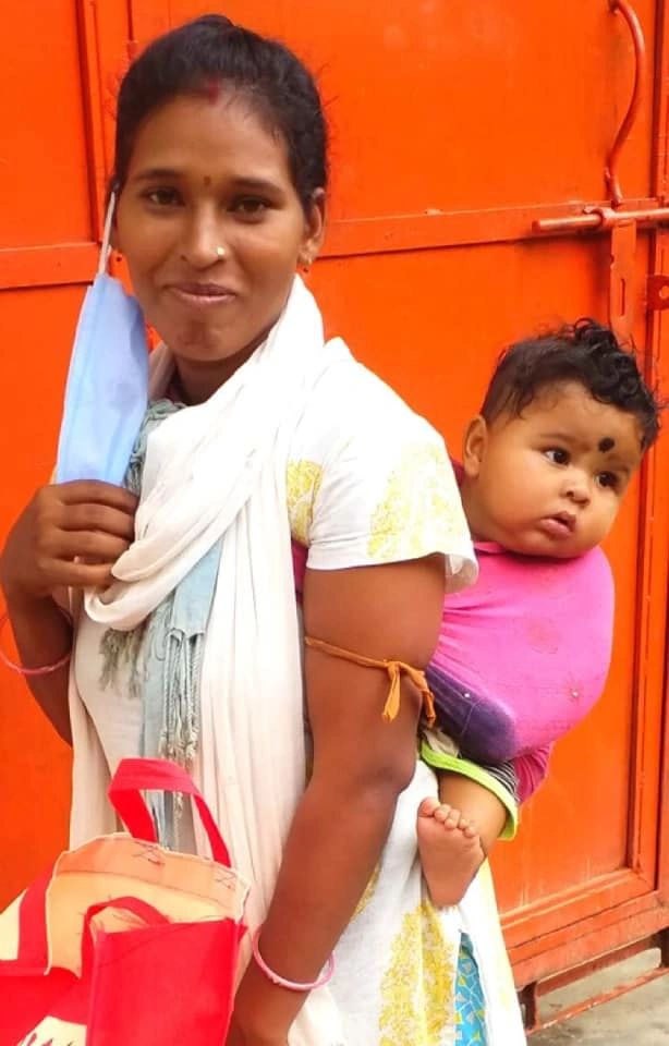 Mom and healthy baby .