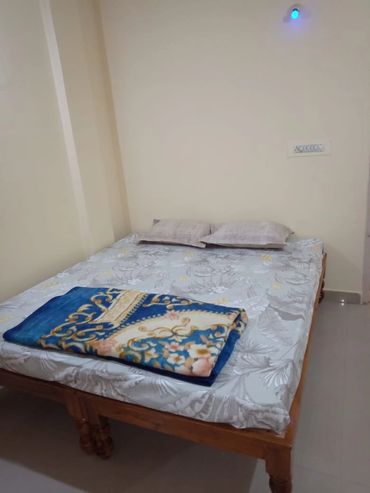 King-size bed in bedroom # 2