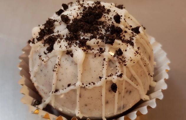 hot chocolate bomb; hot cocoa bomb