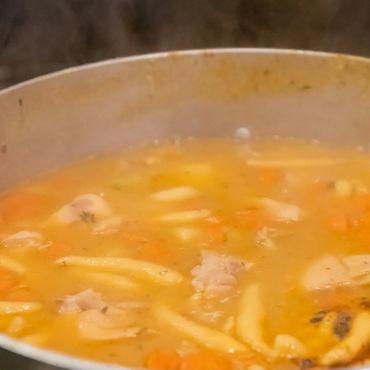 A Pot Brewing CUrry
