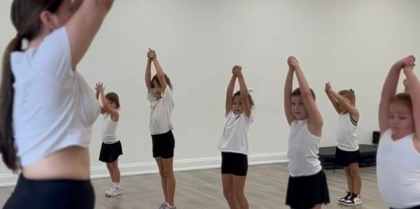 Acro & Gymnastics Juniors class