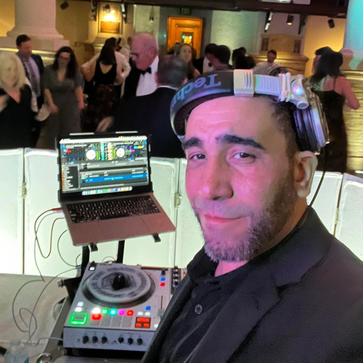 Custom Sound DJ Eric Spindler