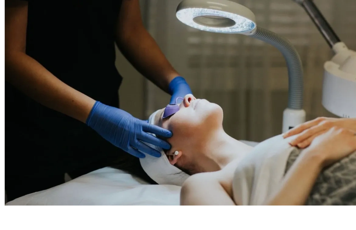 Woman getting a facial in Cumming, GA