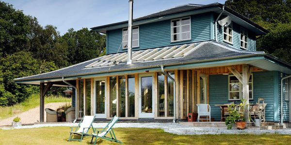 Family holiday house in Scotland designed by Roderick James Architects