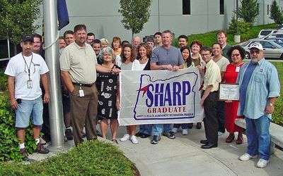 TYCO Electronics 2005 Employee Safety Committee and receives the OSHA SHARP Award from Oregon OSHA