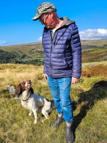 Stephen from Sirius dog stars training in Stroud Gloucestershire with his springer spaniel Barney
