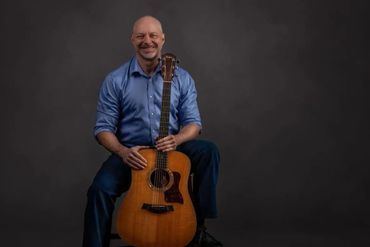 Robert is a Berklee certified guitarist