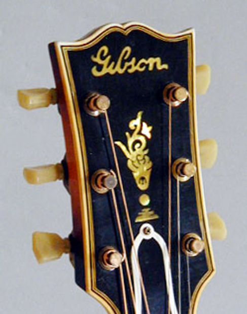 At Vintage Guitars and Gear we bring you the best rotating stock of early 20th century instruments.