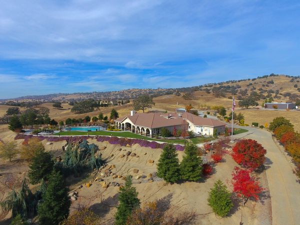 Sold suburban listing in Madera