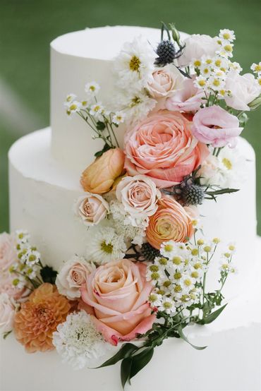 Wedding flowers on a cake. 