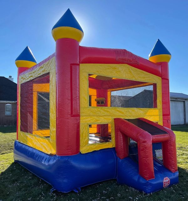 Standard bounce house located in Greenwood Indiana
