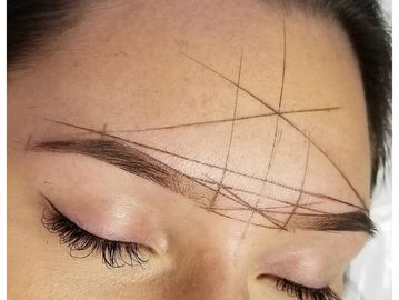 Brow mapping and consultation. Microblading