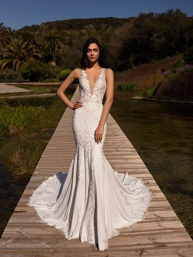 wedding dress