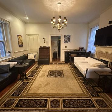 Pleasant living room for hosting large social gatherings